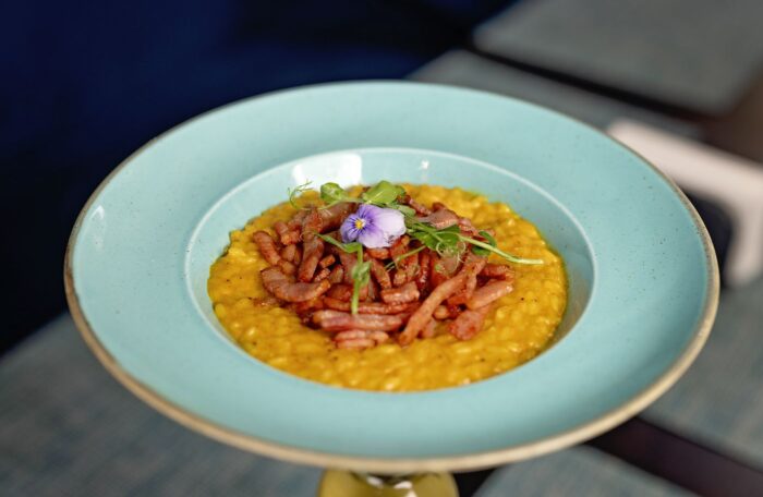 Risotto cu Salsiccia și șofran